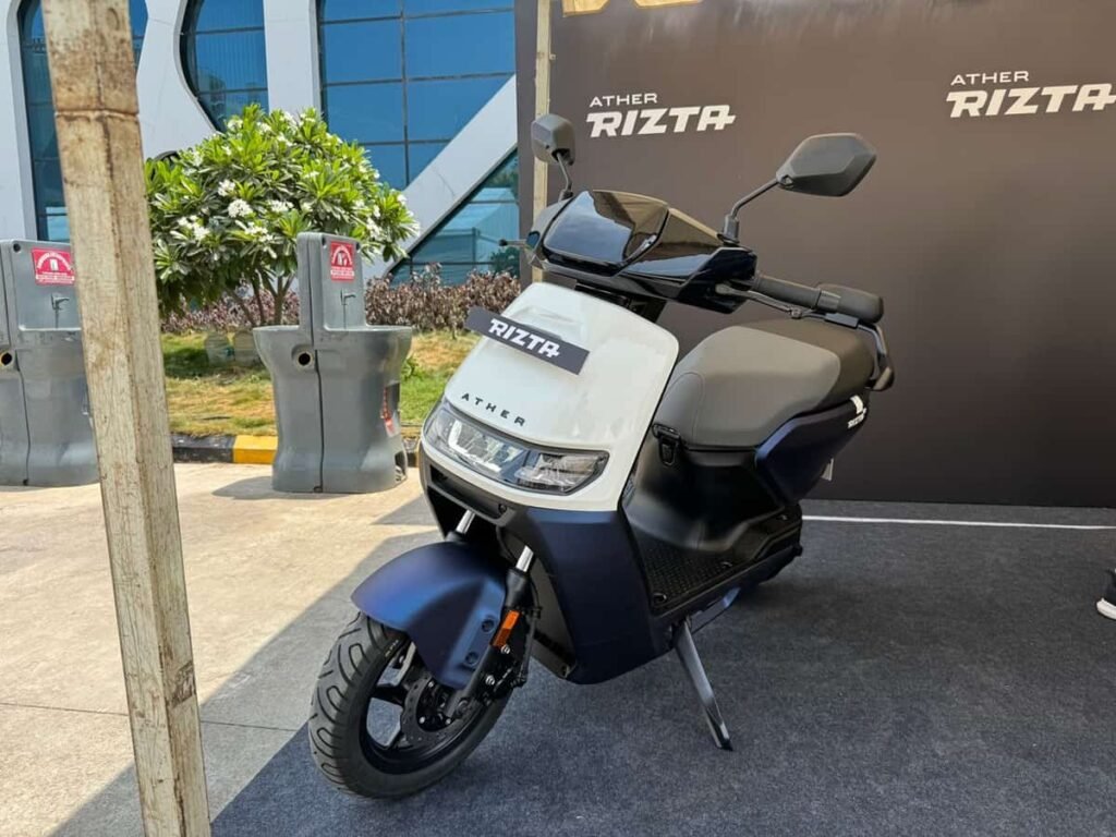 Ather Rizta electric scooter (1)